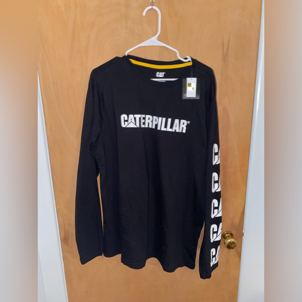 CAT Men's Trademark Banner Long-Sleeve Tee - XL/ XXL